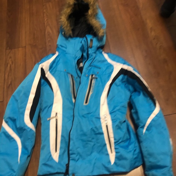 Broadstone Winter Coat - Picture 2 of 4